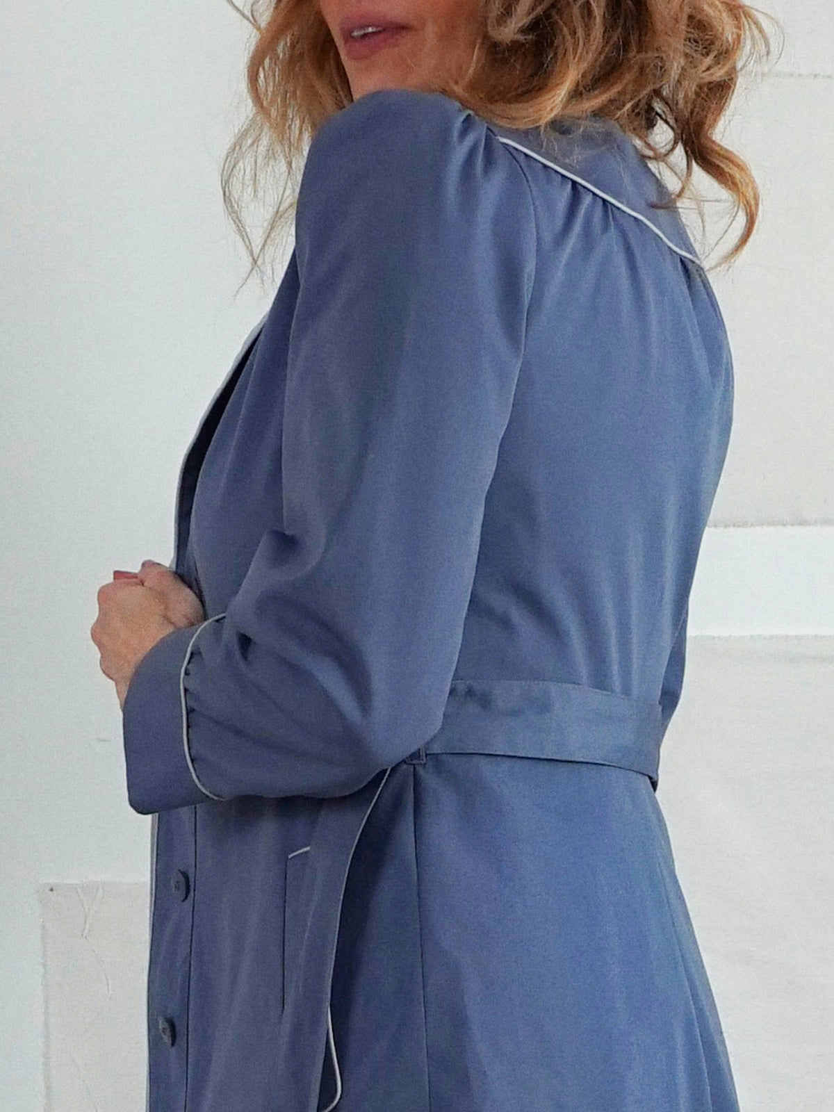 Vintage Periwinkle Trench Coat-closiTherapi | vinTage