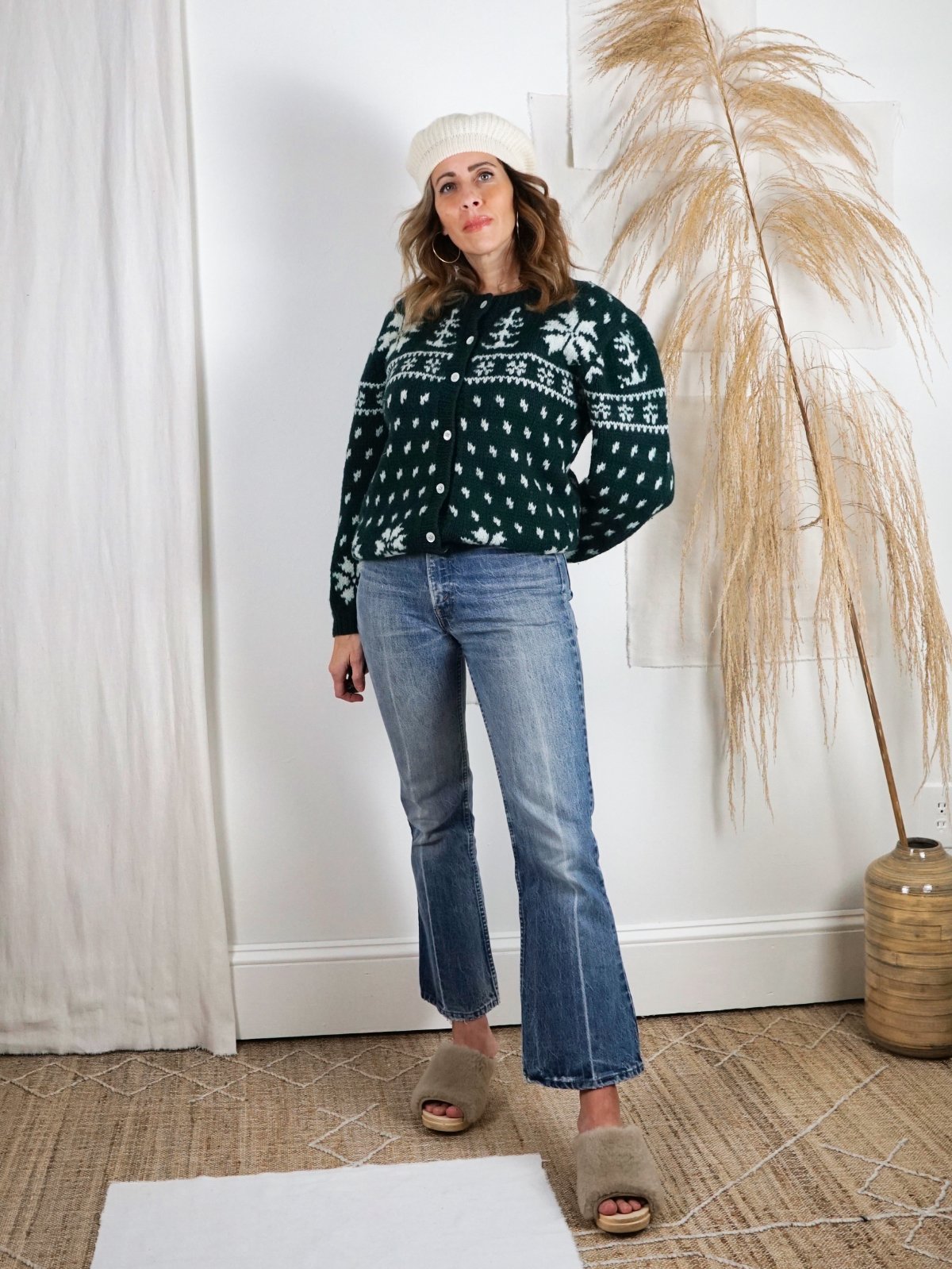 Vintage Pine Green Snowflake Cabin Sweater-closiTherapi | vinTage