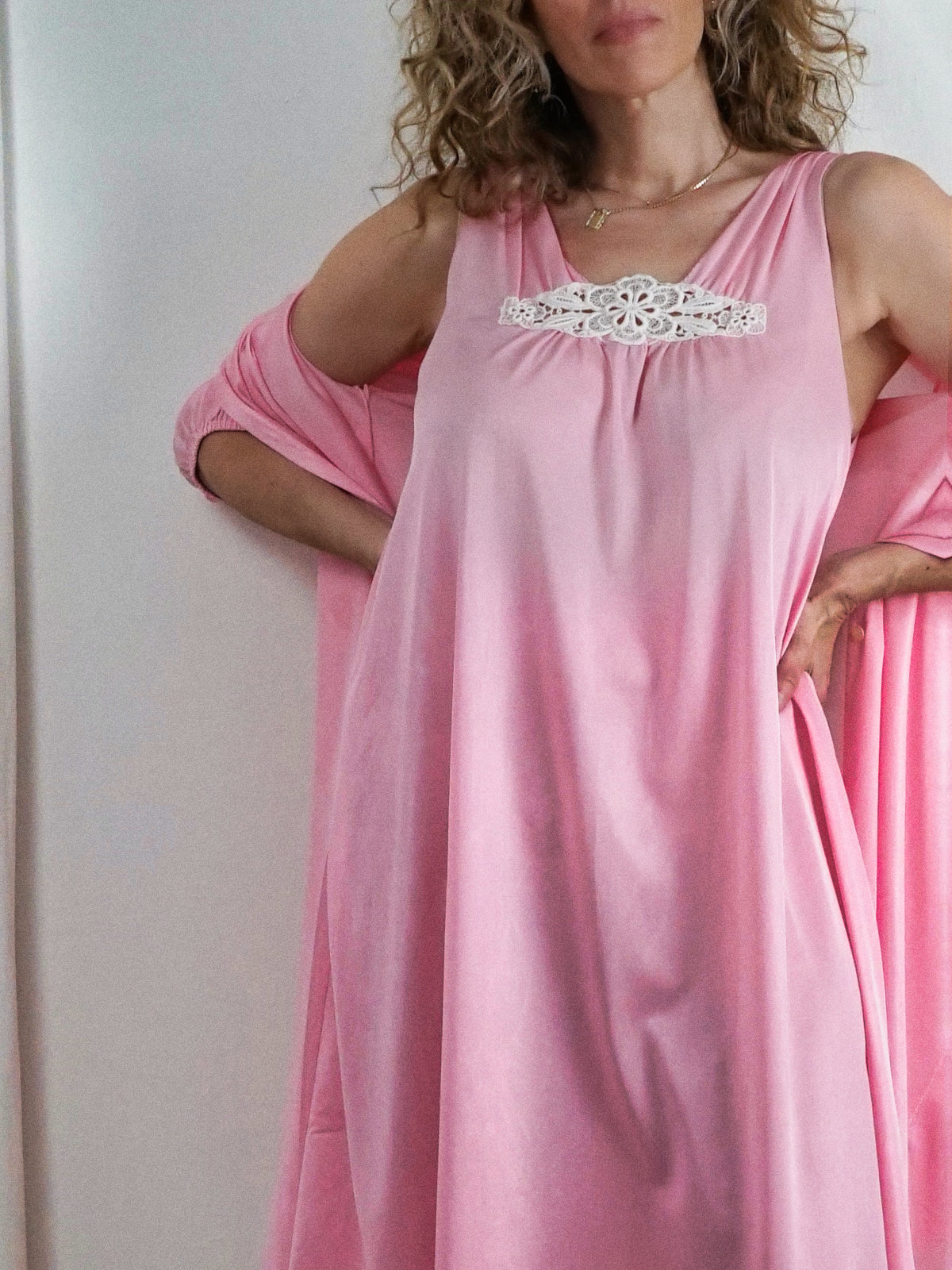 Vintage Pink Nylon Peignoir Set-closiTherapi | vinTage