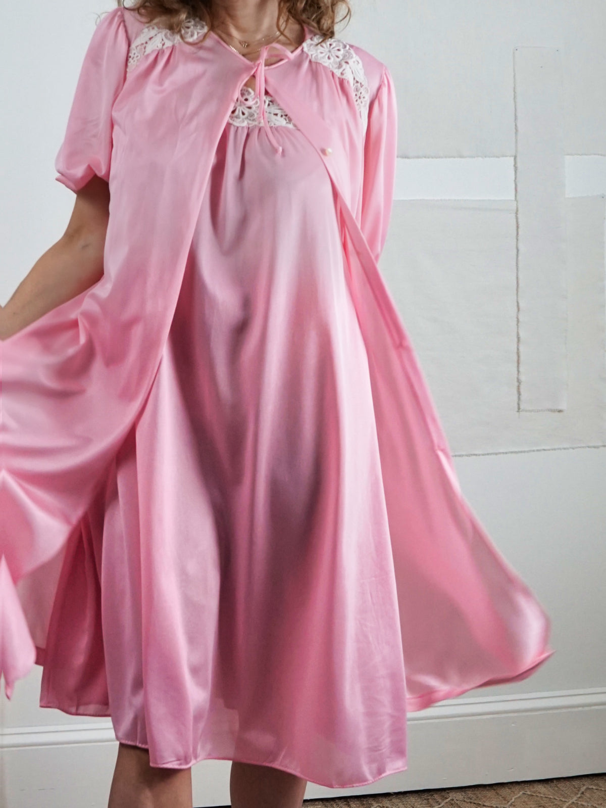 Vintage Pink Nylon Peignoir Set-closiTherapi | vinTage