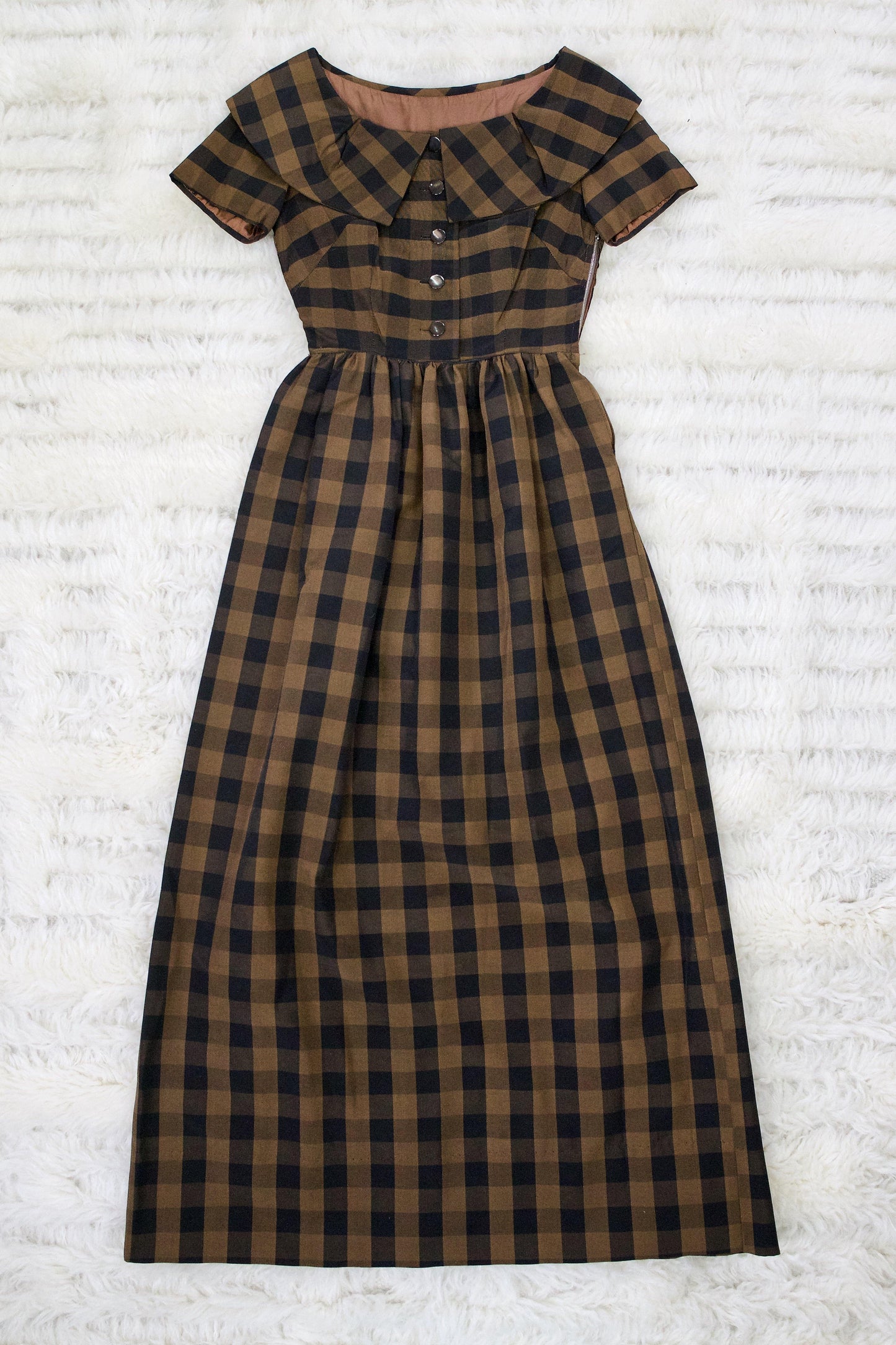 Vintage Plaid Prairie Maxi Dress-closiTherapi | vinTage