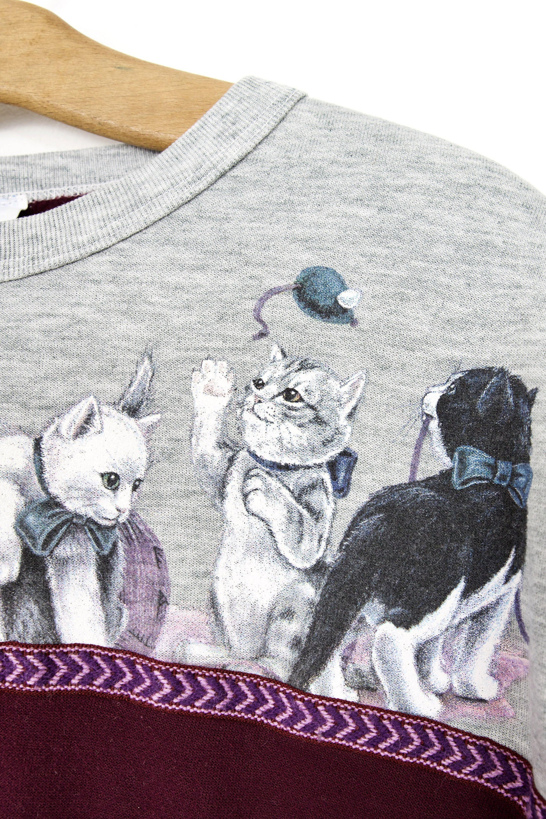 Vintage Playful Kittens Cozy Sweatshirt-closiTherapi | vinTage