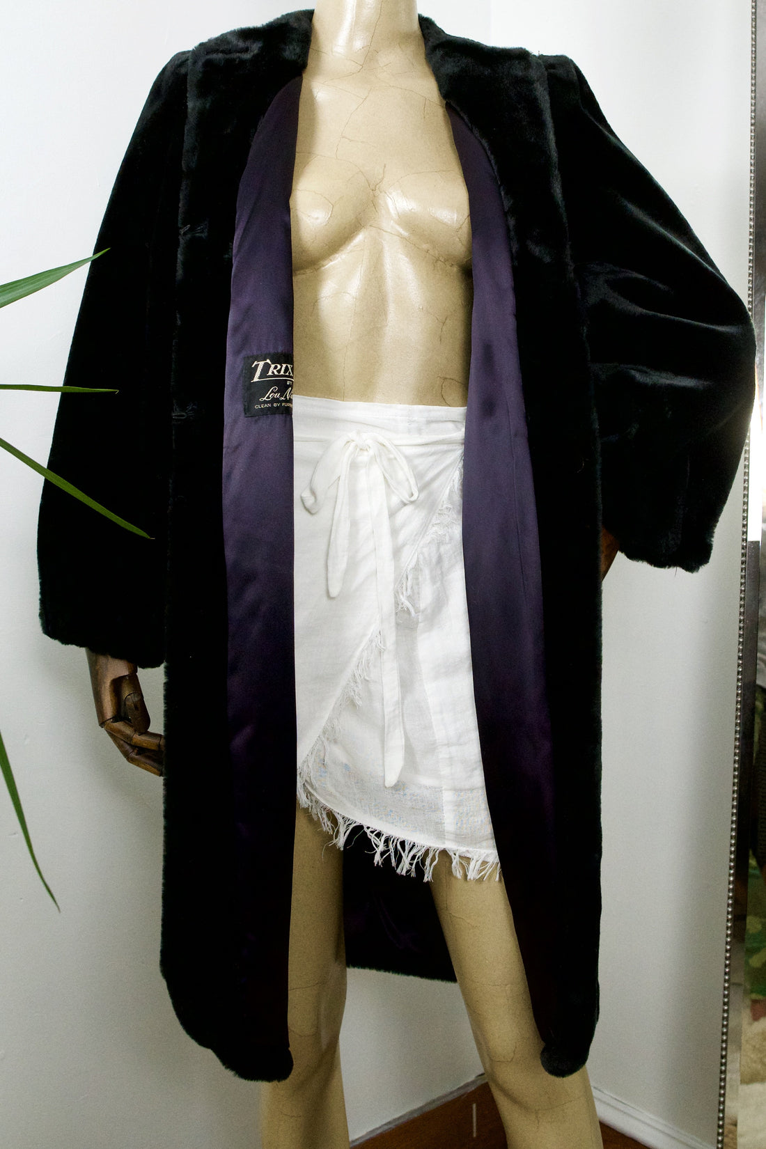 Vintage Plush Faux Fur Cocoon Coat-closiTherapi | vinTage