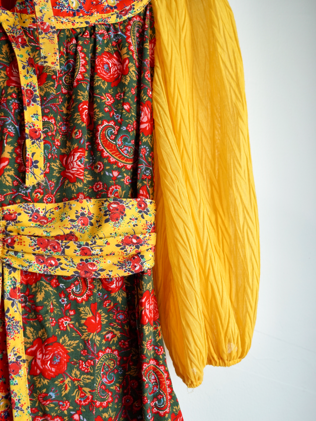 Vintage Prairie Rose Peasant Dress-closiTherapi | vinTage