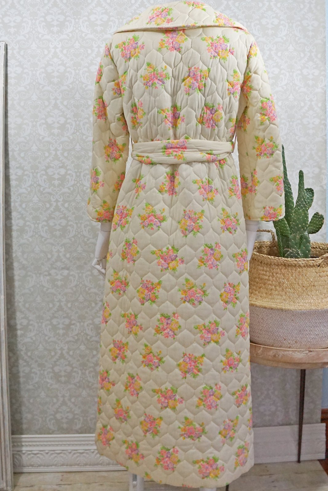 Vintage Quilted Floral Robe-closiTherapi | vinTage