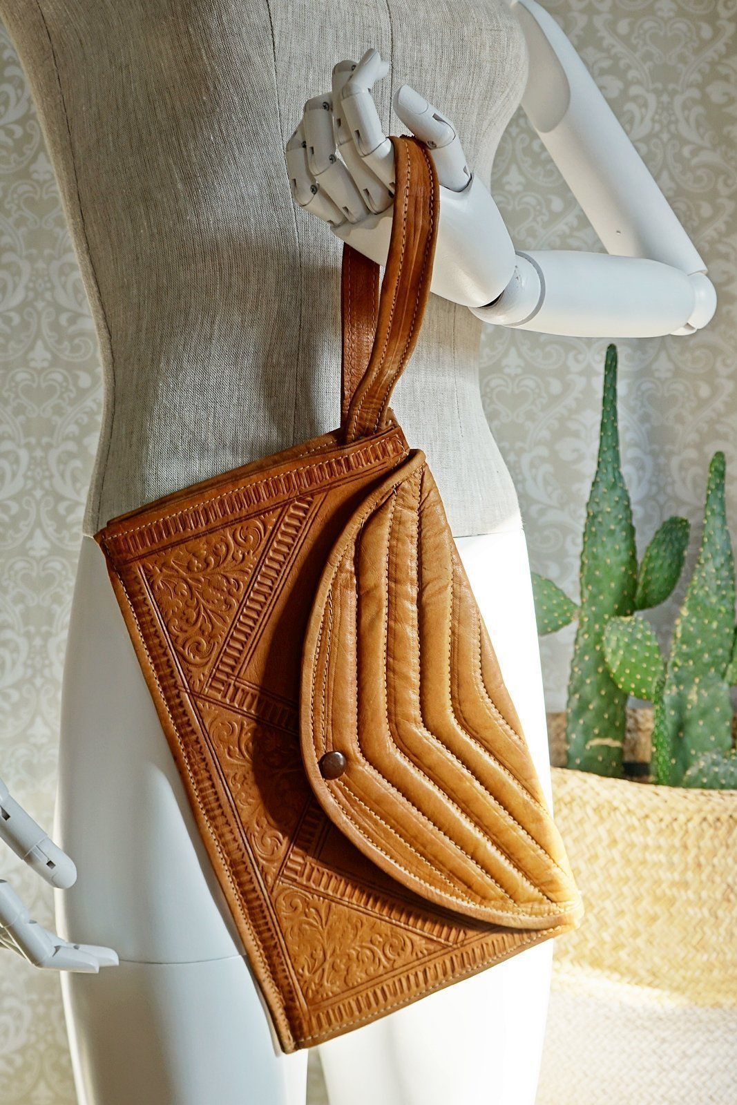 Vintage Quilted Leather Tooled Bag-closiTherapi | vinTage