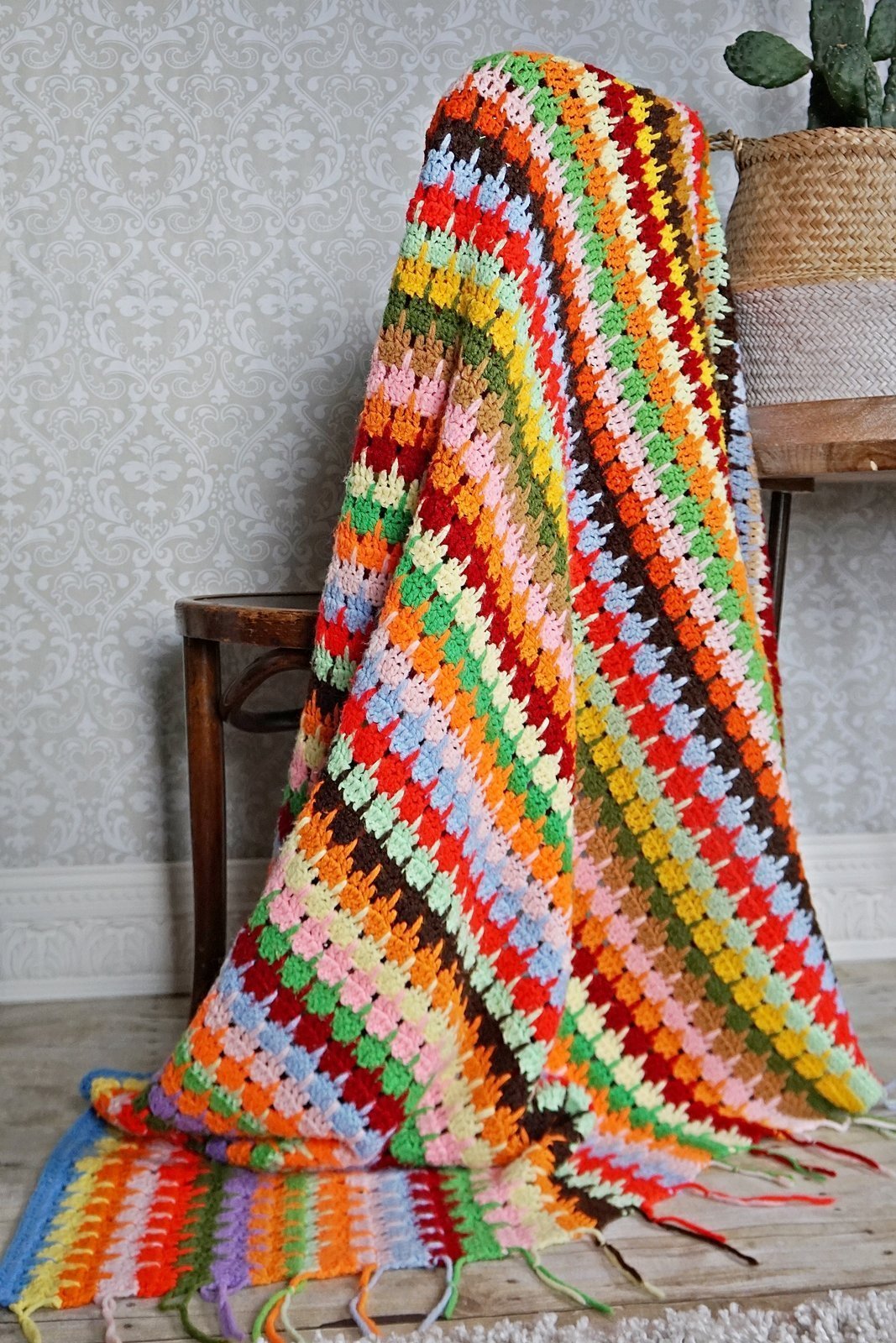 Vintage Rainbow Crochet Afghan-closiTherapi | vinTage