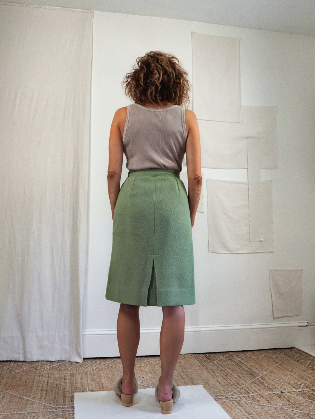 Vintage Sage Green Pencil Skirt-closiTherapi | vinTage