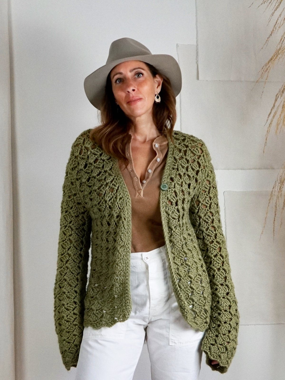Vintage Sage Handmade Crochet Sweater-closiTherapi | vinTage