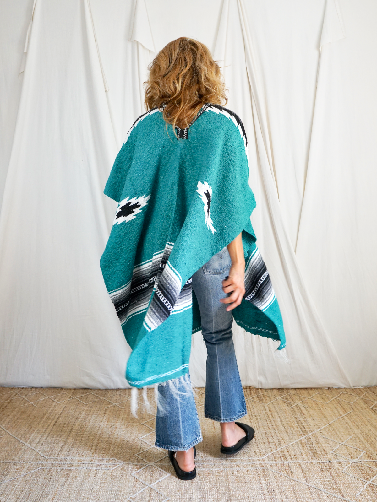 Vintage Serape Mexican Blanket Poncho-closiTherapi | vinTage