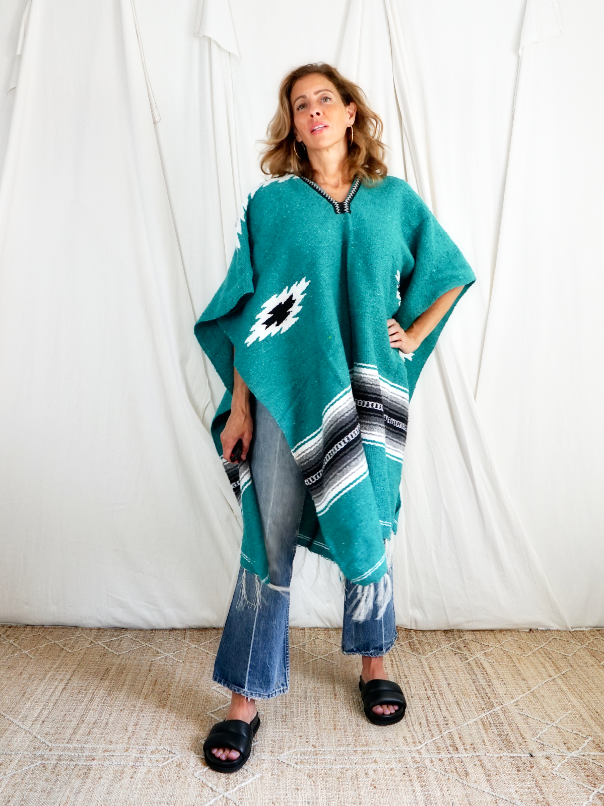 Vintage Serape Mexican Blanket Poncho-closiTherapi | vinTage