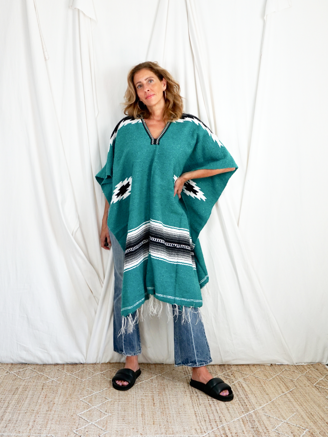 Vintage Serape Mexican Blanket Poncho-closiTherapi | vinTage