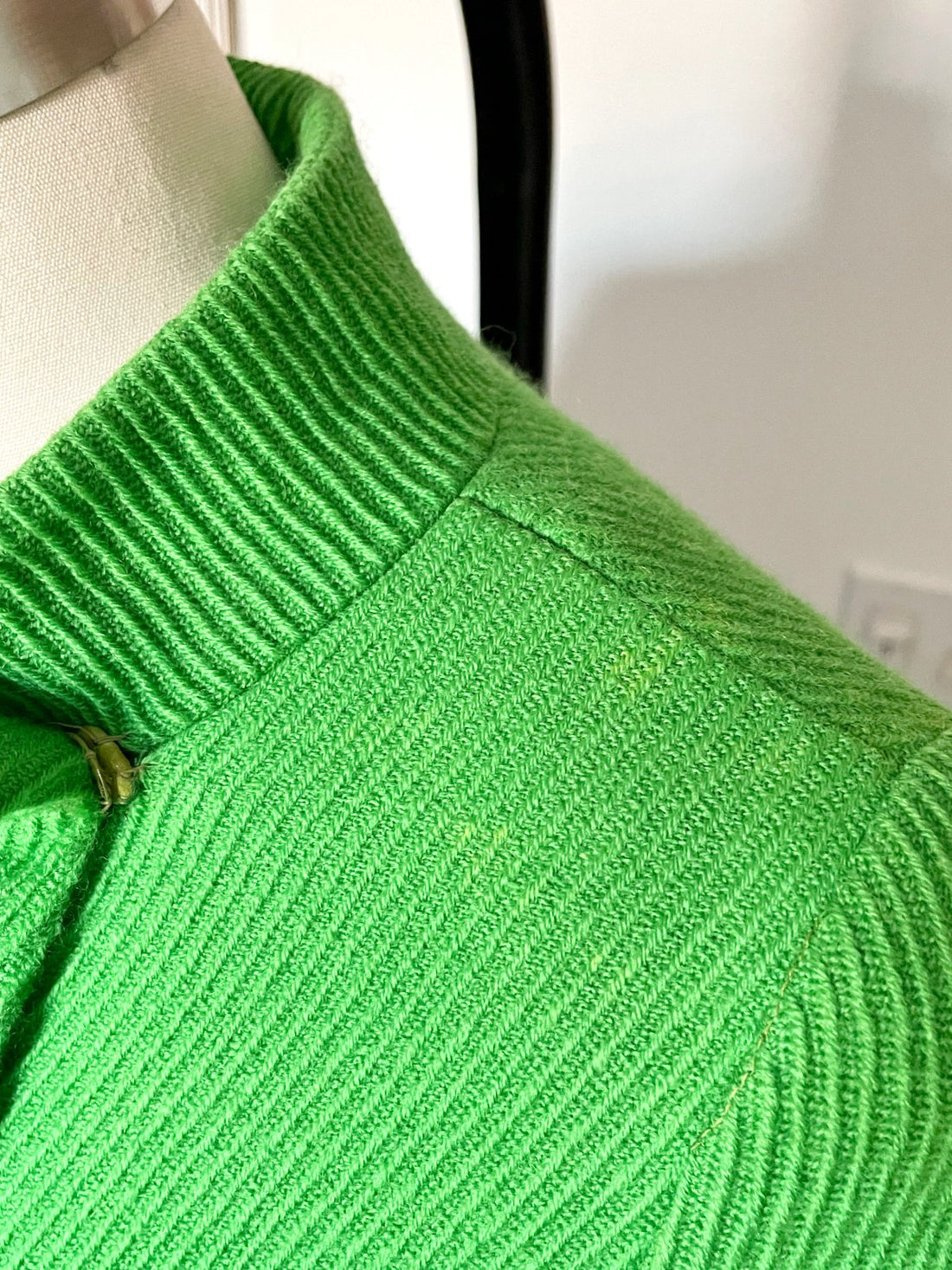 Vintage Shamrock Green Coat-closiTherapi | vinTage