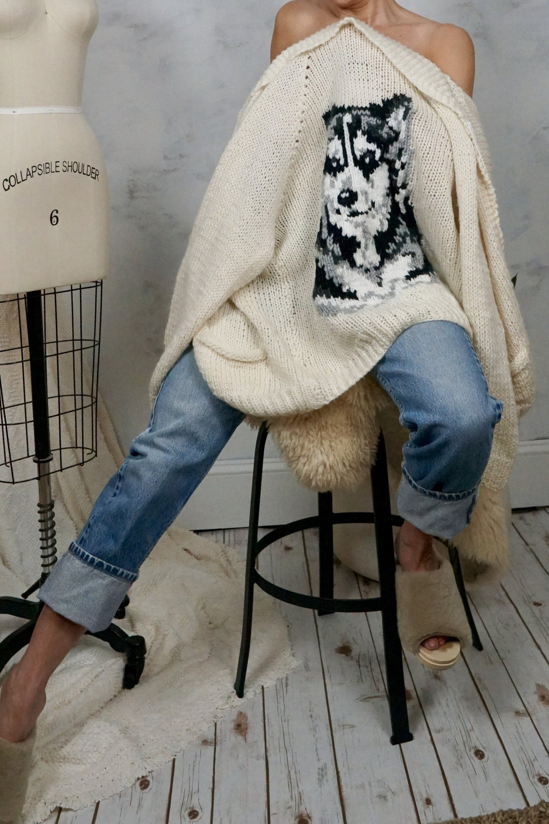 Vintage Siberian Husky Handknit Sweater-closiTherapi | vinTage