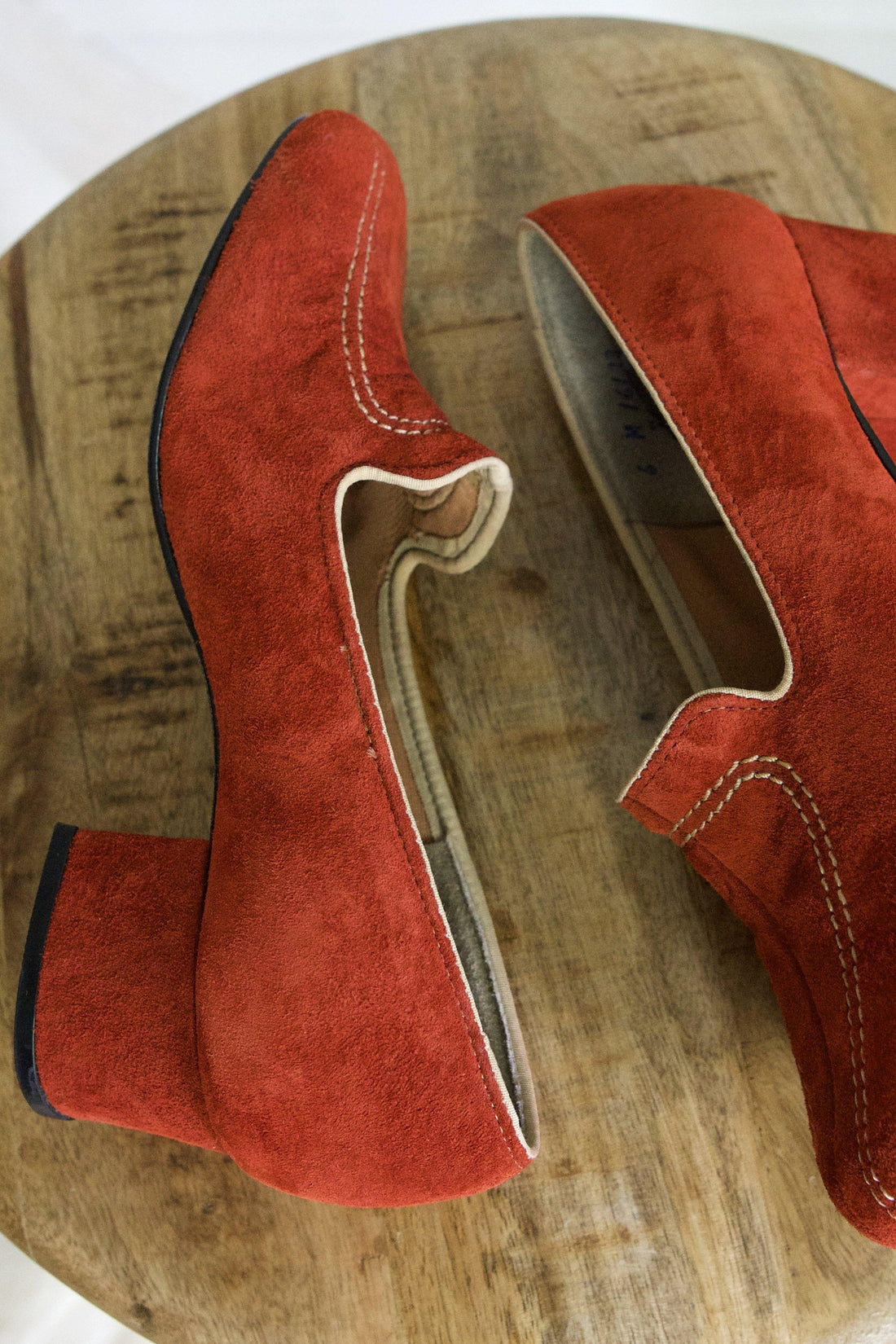 Vintage Sienna Suede Block Heel Shoes | 6-closiTherapi | vinTage