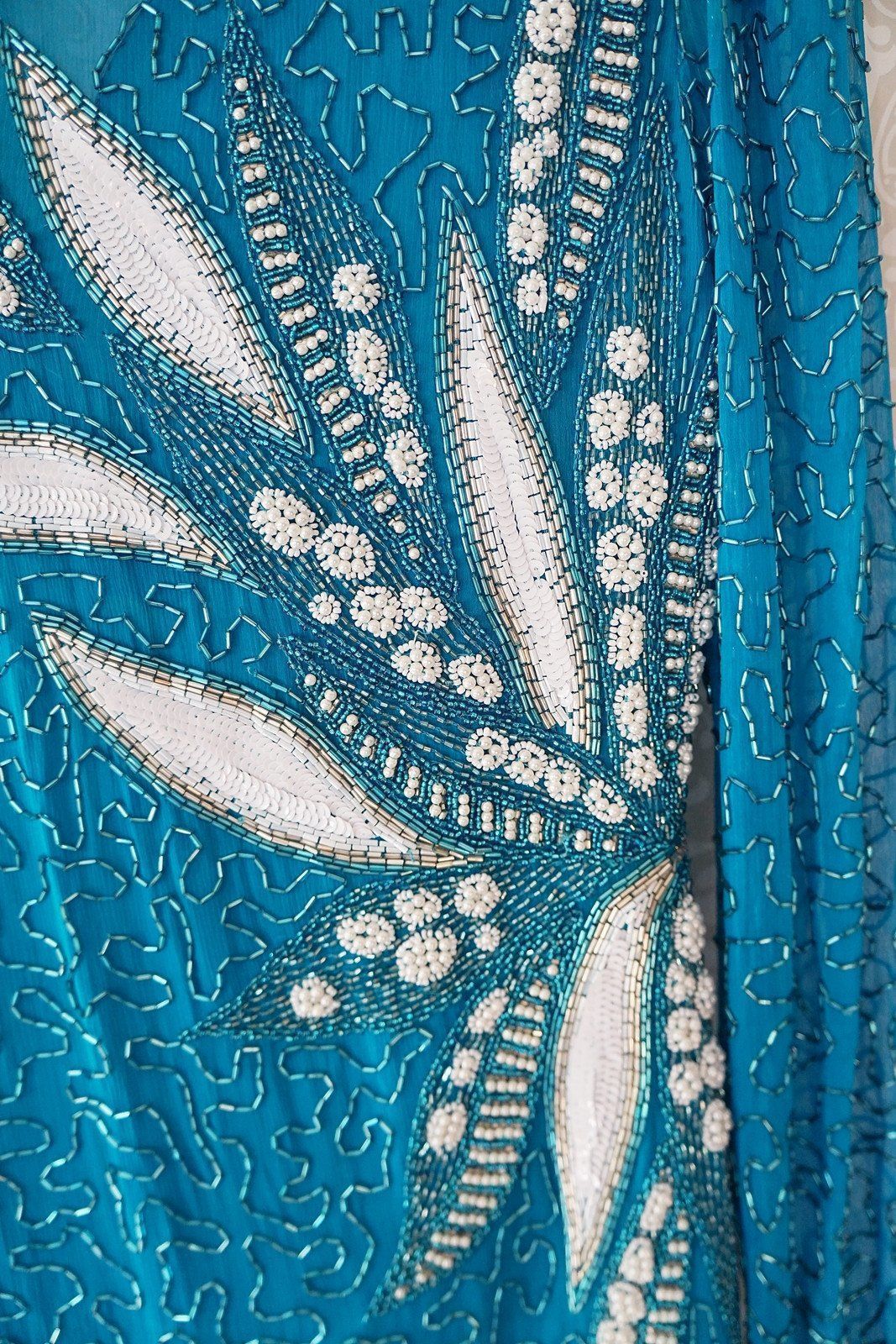 Vintage Silk Floral Dazzling Dress-closiTherapi | vinTage