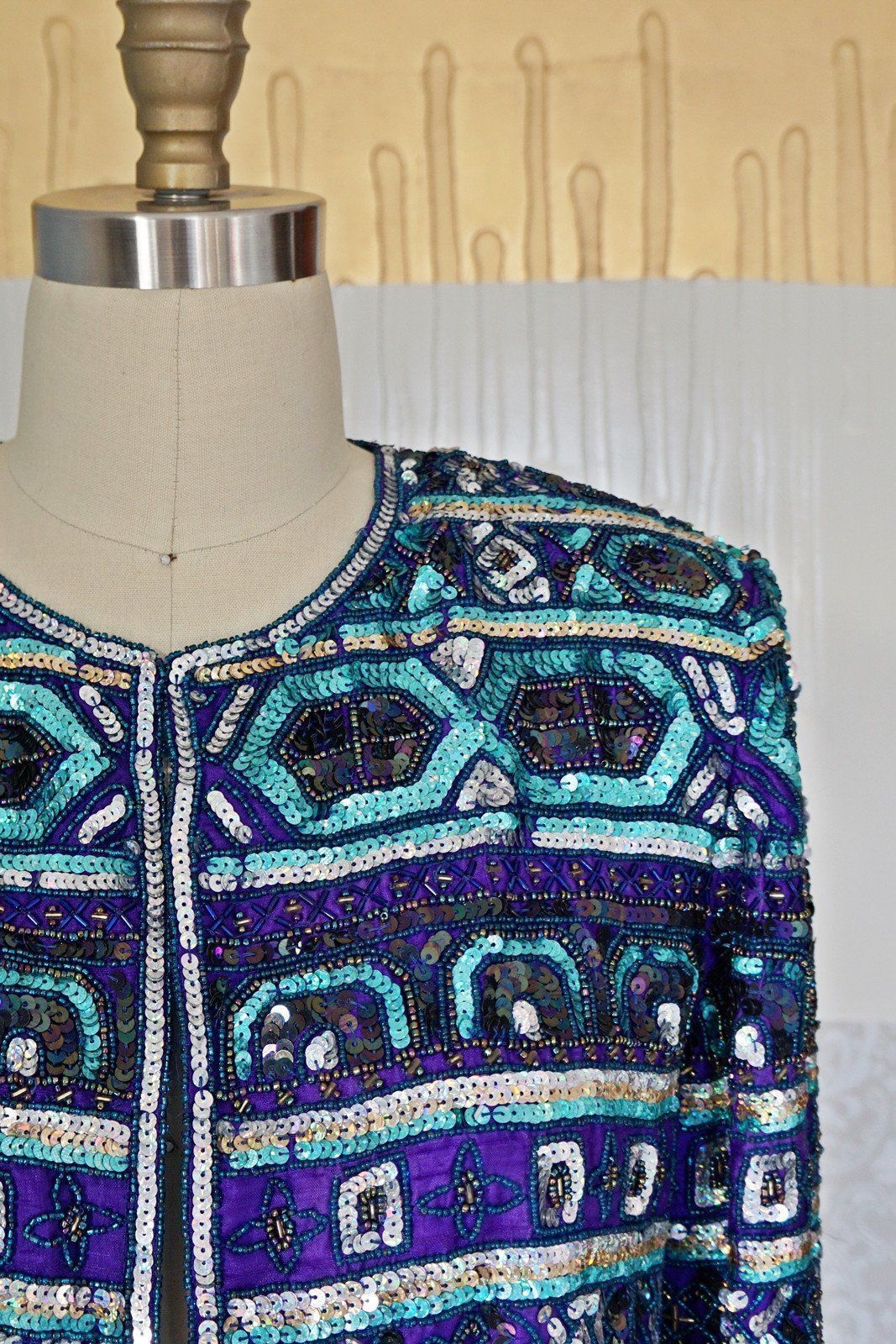 Vintage Silk Sequin Cocktail Jacket-closiTherapi | vinTage