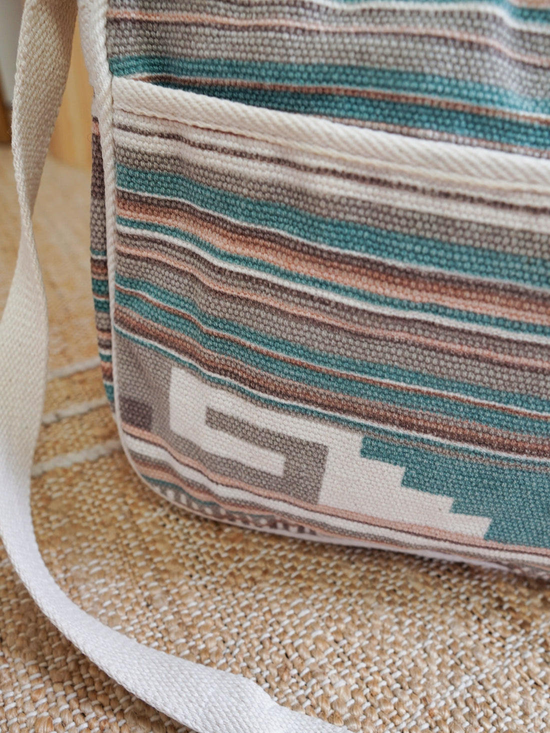 Vintage Southwestern Serape Bag-closiTherapi | vinTage