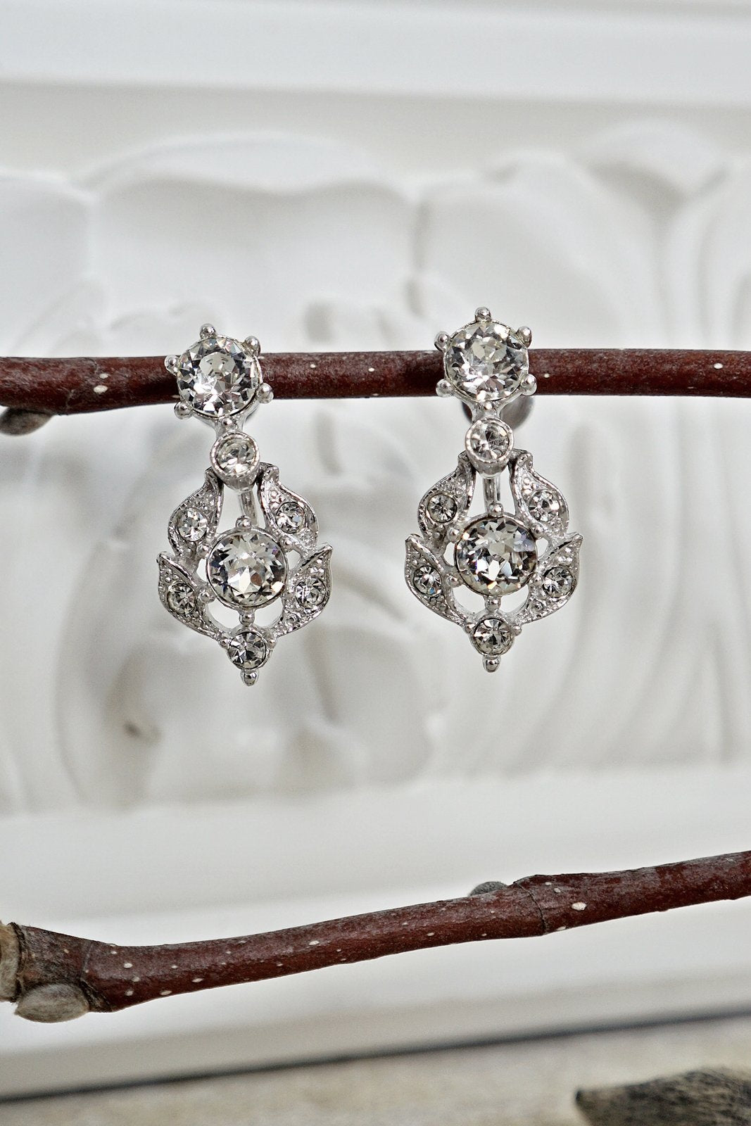 Vintage Sparkling Petite Crystal Earrings-closiTherapi | vinTage