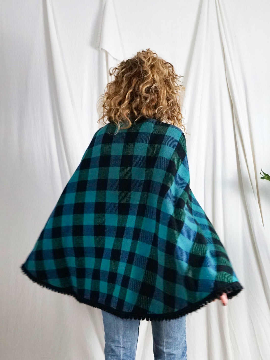 Vintage Spruce Blue Plaid Cape-closiTherapi | vinTage