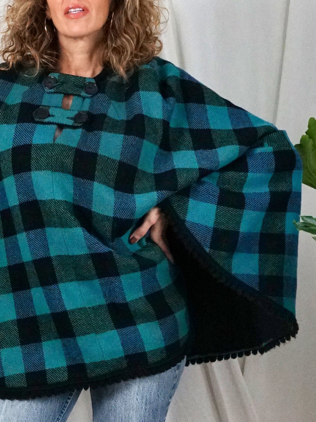 Vintage Spruce Blue Plaid Cape-closiTherapi | vinTage