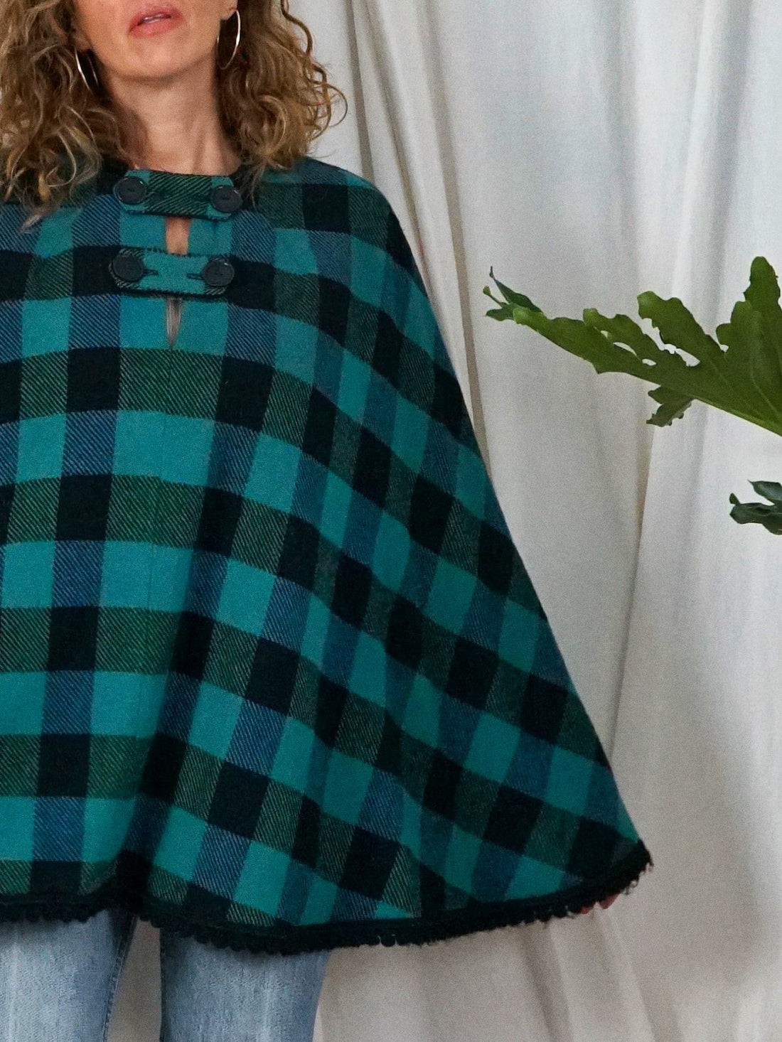 Vintage Spruce Blue Plaid Cape-closiTherapi | vinTage