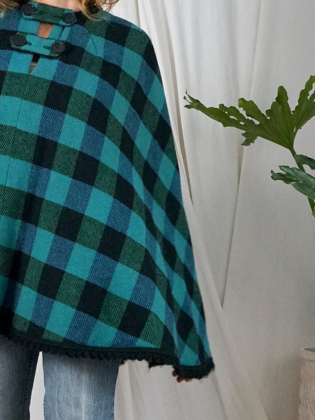 Vintage Spruce Blue Plaid Cape-closiTherapi | vinTage