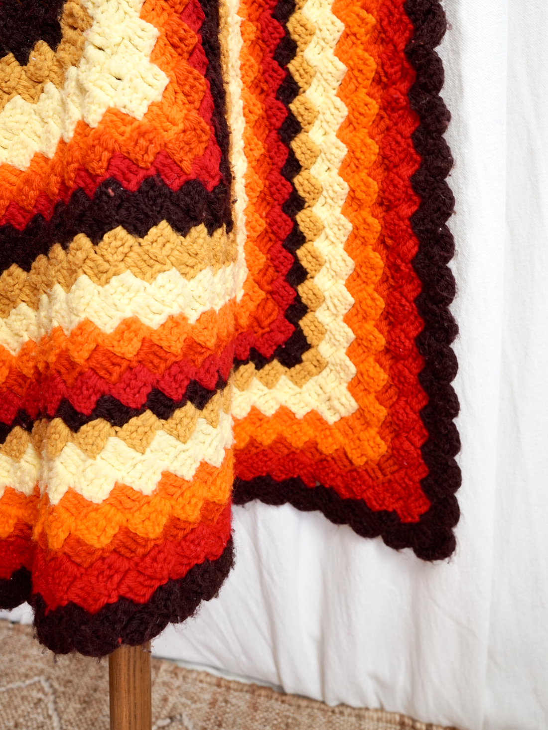 Vintage Sunset Stripe Handknit Blanket-closiTherapi | vinTage