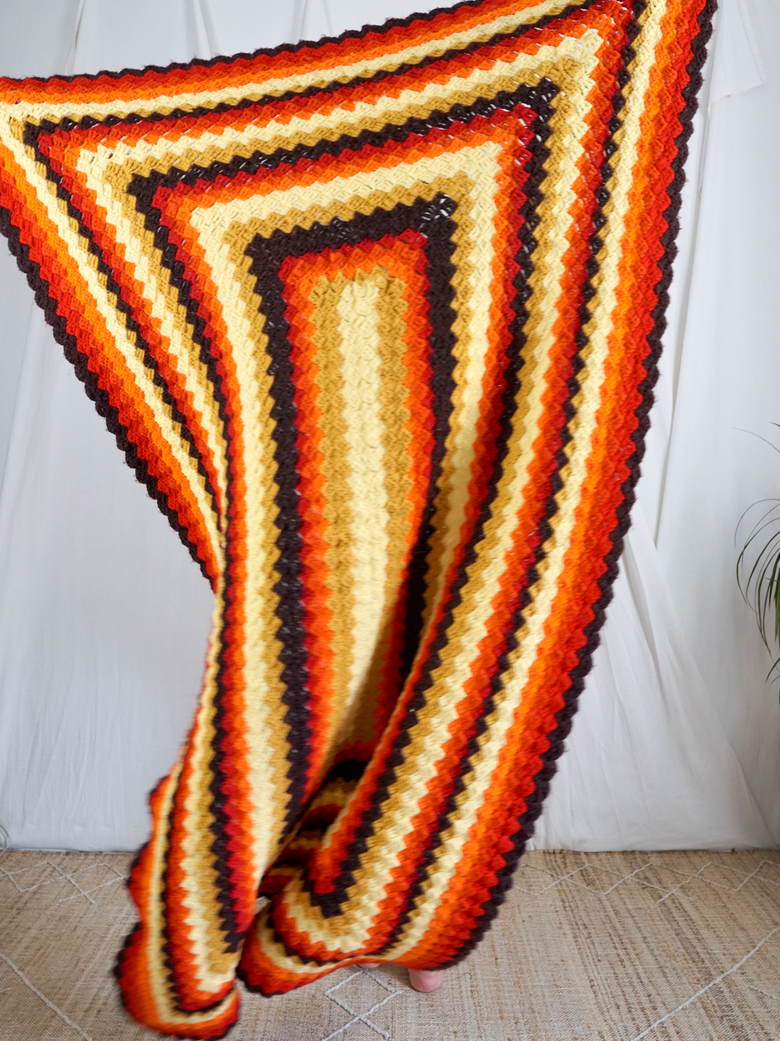 Vintage Sunset Stripe Handknit Blanket-closiTherapi | vinTage