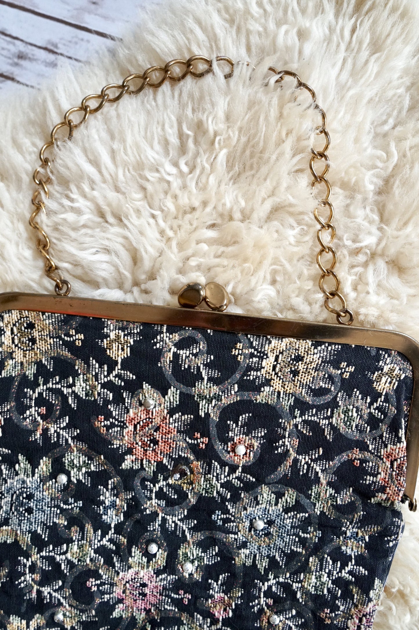Vintage Tapestry Kisslock Bag-closiTherapi | vinTage