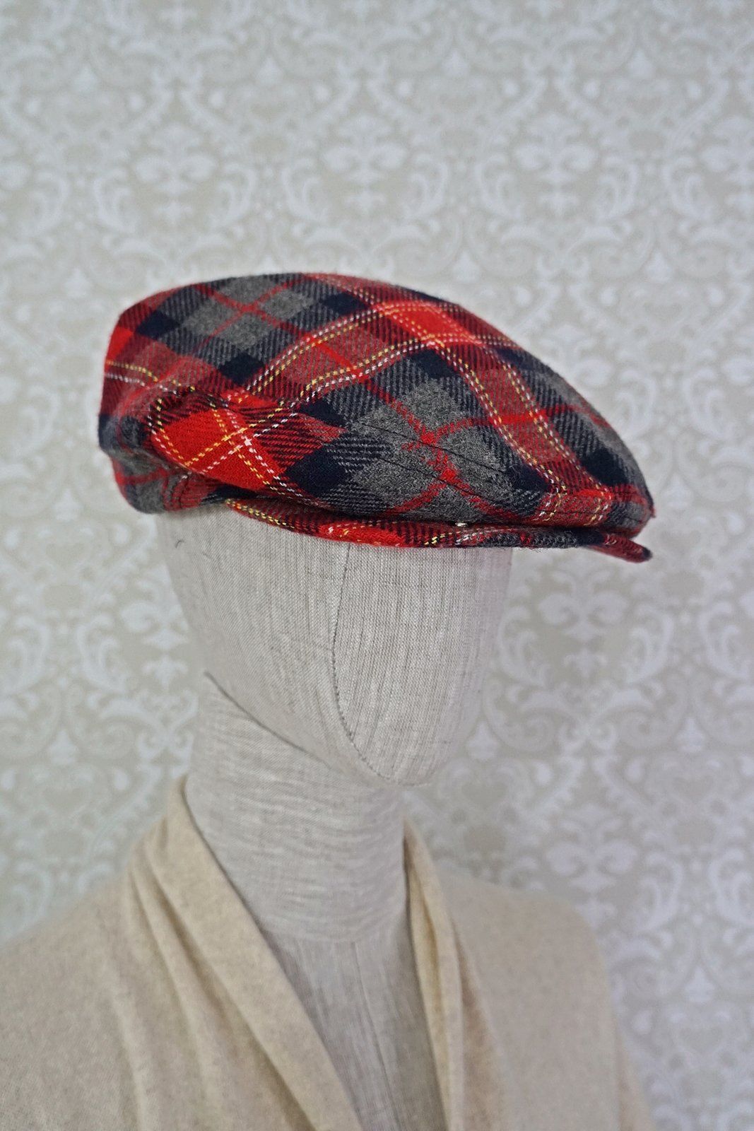 Vintage Tartan Plaid Newsboy Cap-closiTherapi | vinTage