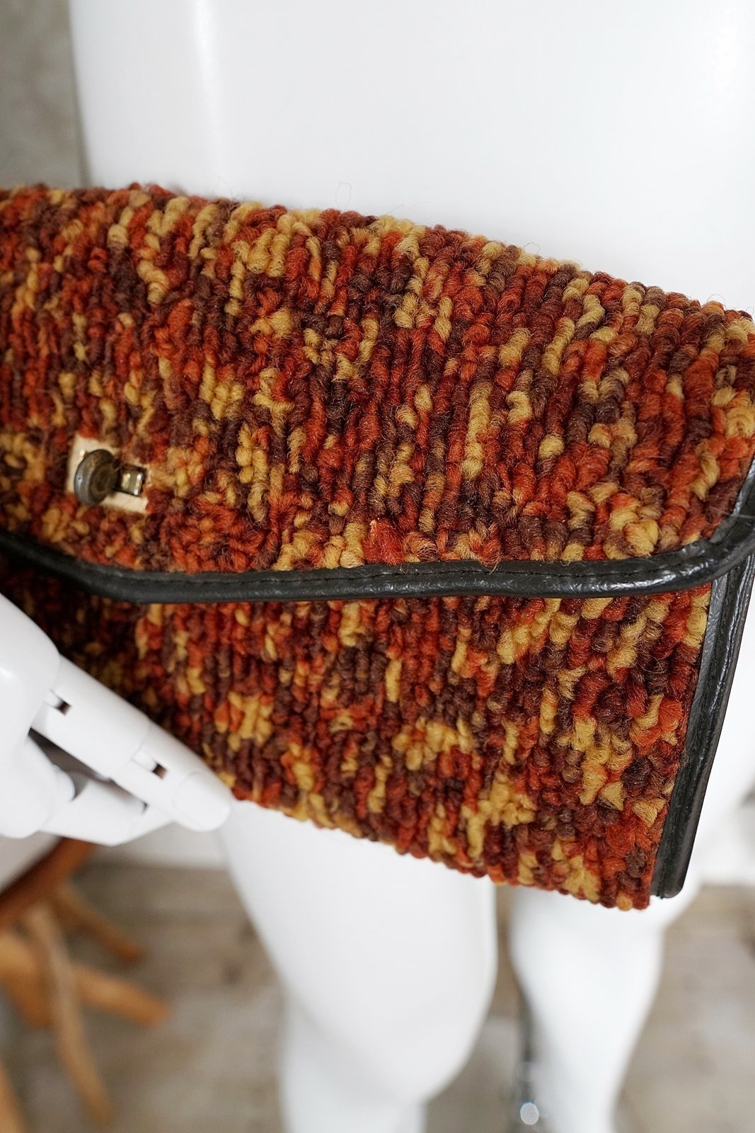 Vintage Textured Carpet Clutch Bag – therapi