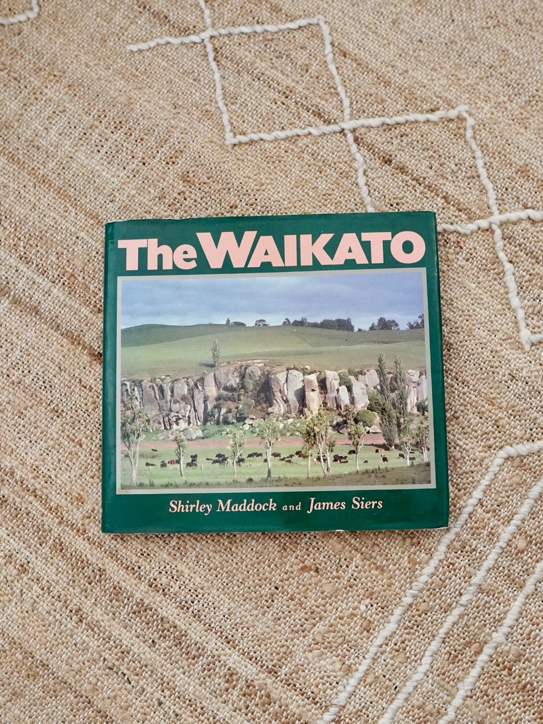 Vintage The Waikato Book-closiTherapi | vinTage