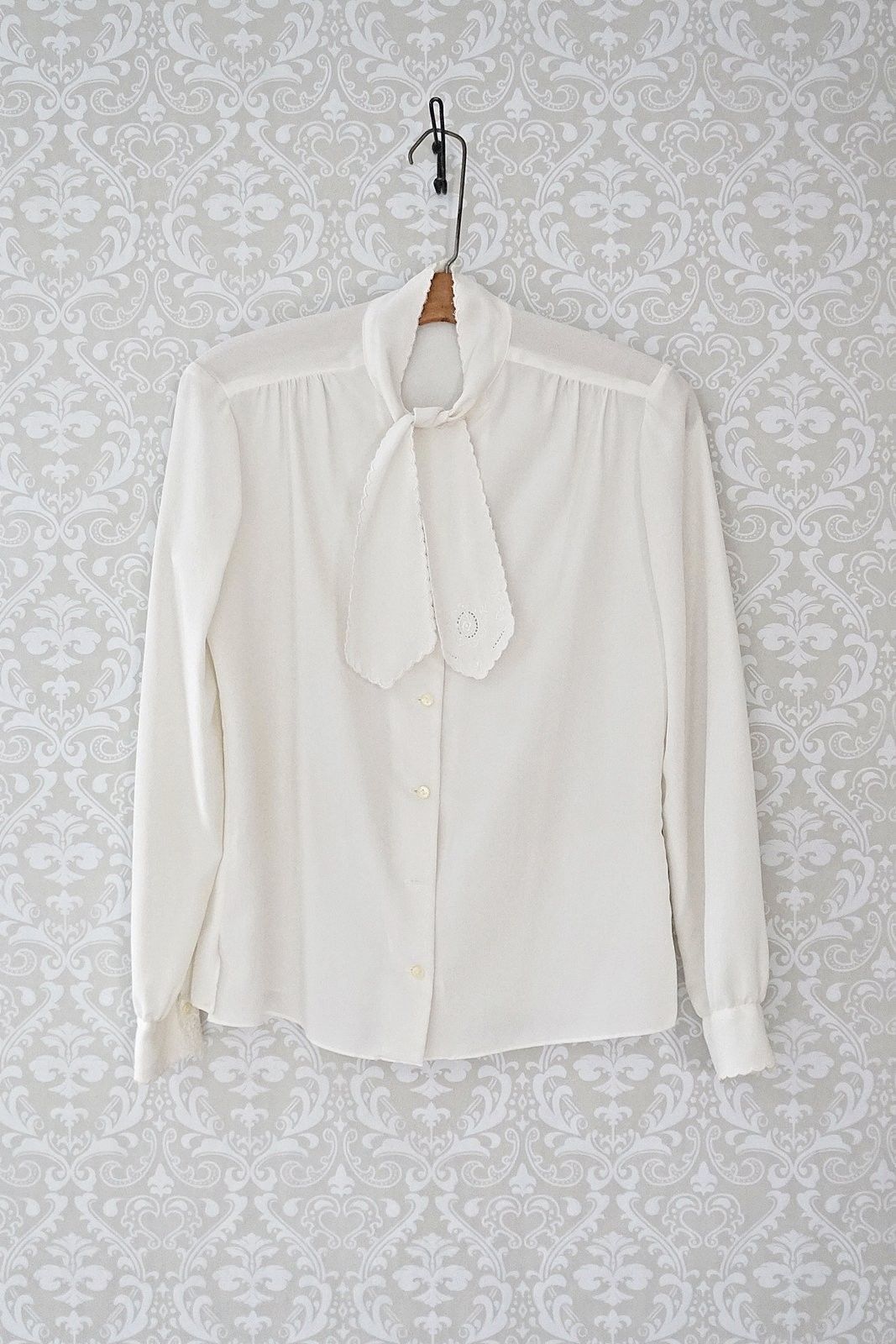 Vintage Tie Neck Darling Blouse-closiTherapi | vinTage