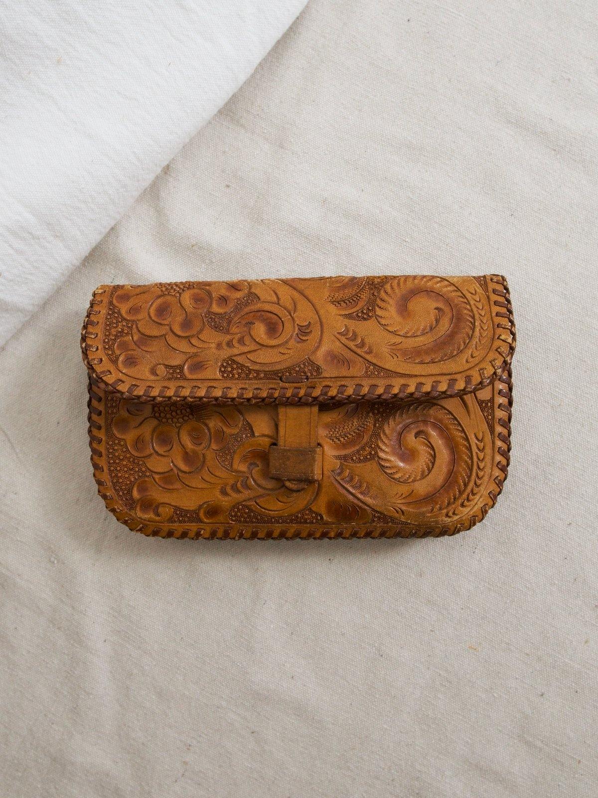 Vintage Tooled Leather Clutch Bag-closiTherapi | vinTage