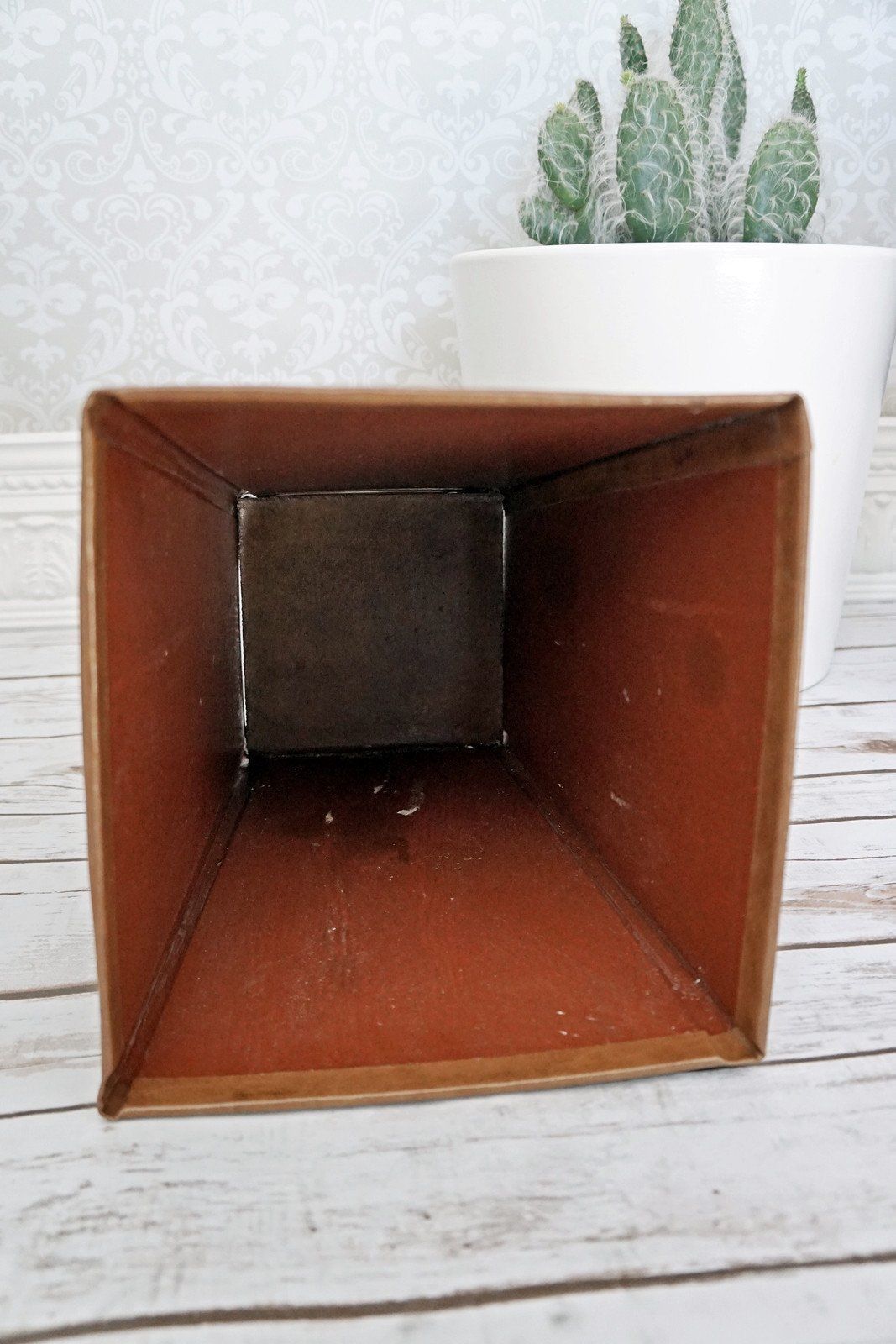 Vintage Tooled Leather Waste Basket-closiTherapi | vinTage