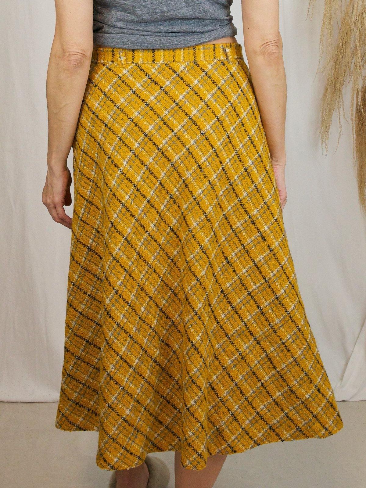 Vintage Tumeric Plaid Boucle Skirt-closiTherapi | vinTage