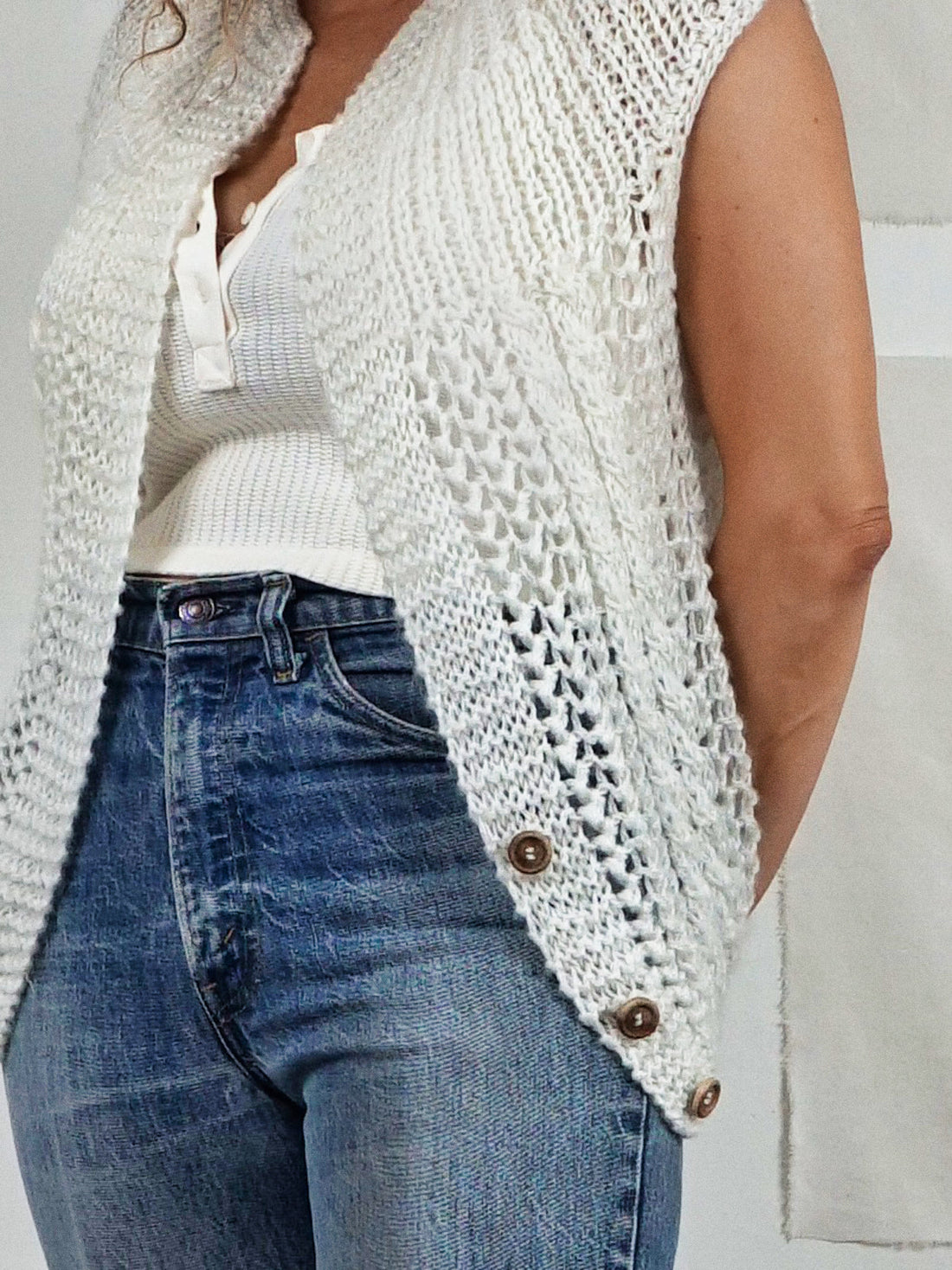 Vintage Vanilla Crochet Sweater Vest-closiTherapi | vinTage