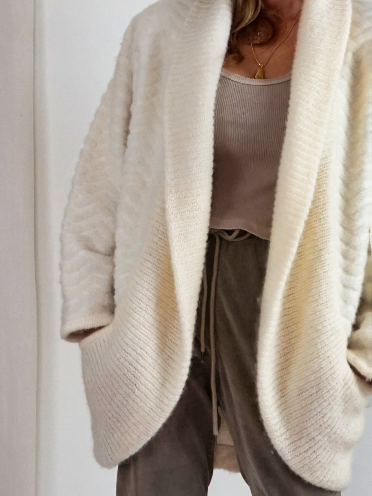 Vintage Vanilla Mohair Cocoon Sweater-closiTherapi | vinTage