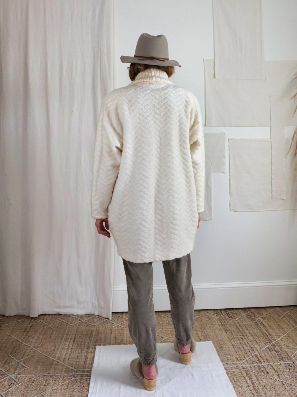 Vintage Vanilla Mohair Cocoon Sweater-closiTherapi | vinTage