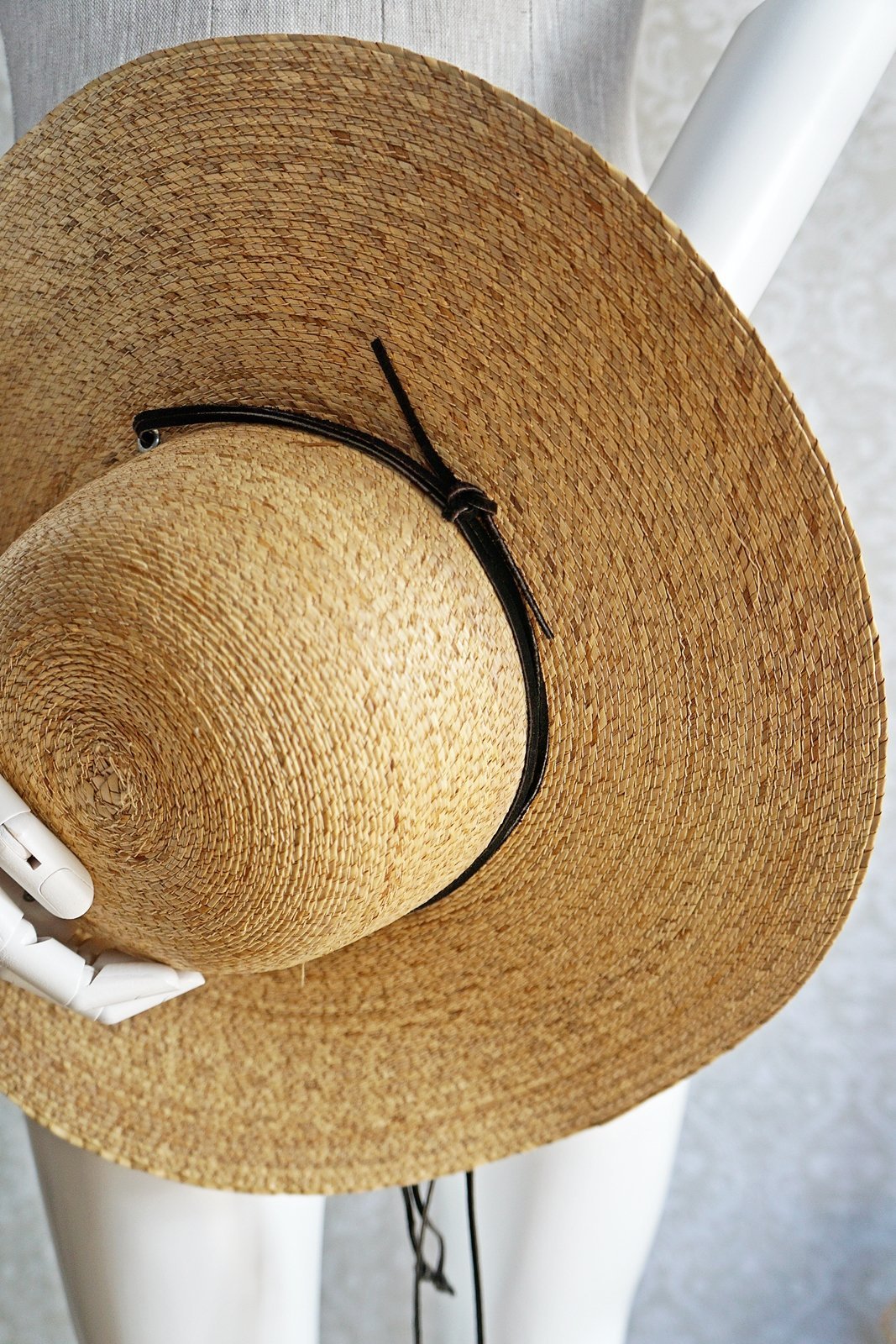 Vintage Wide Brimmed Woven Straw Hat-closiTherapi | vinTage