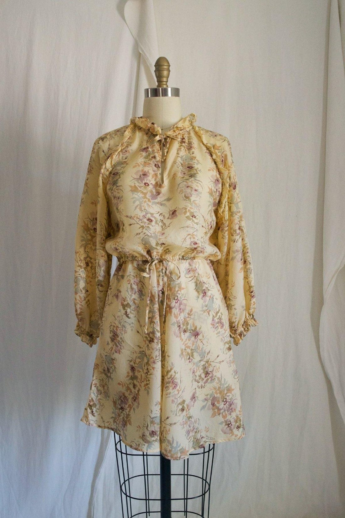 Vintage Wildflower Peasant Dress-closiTherapi | vinTage