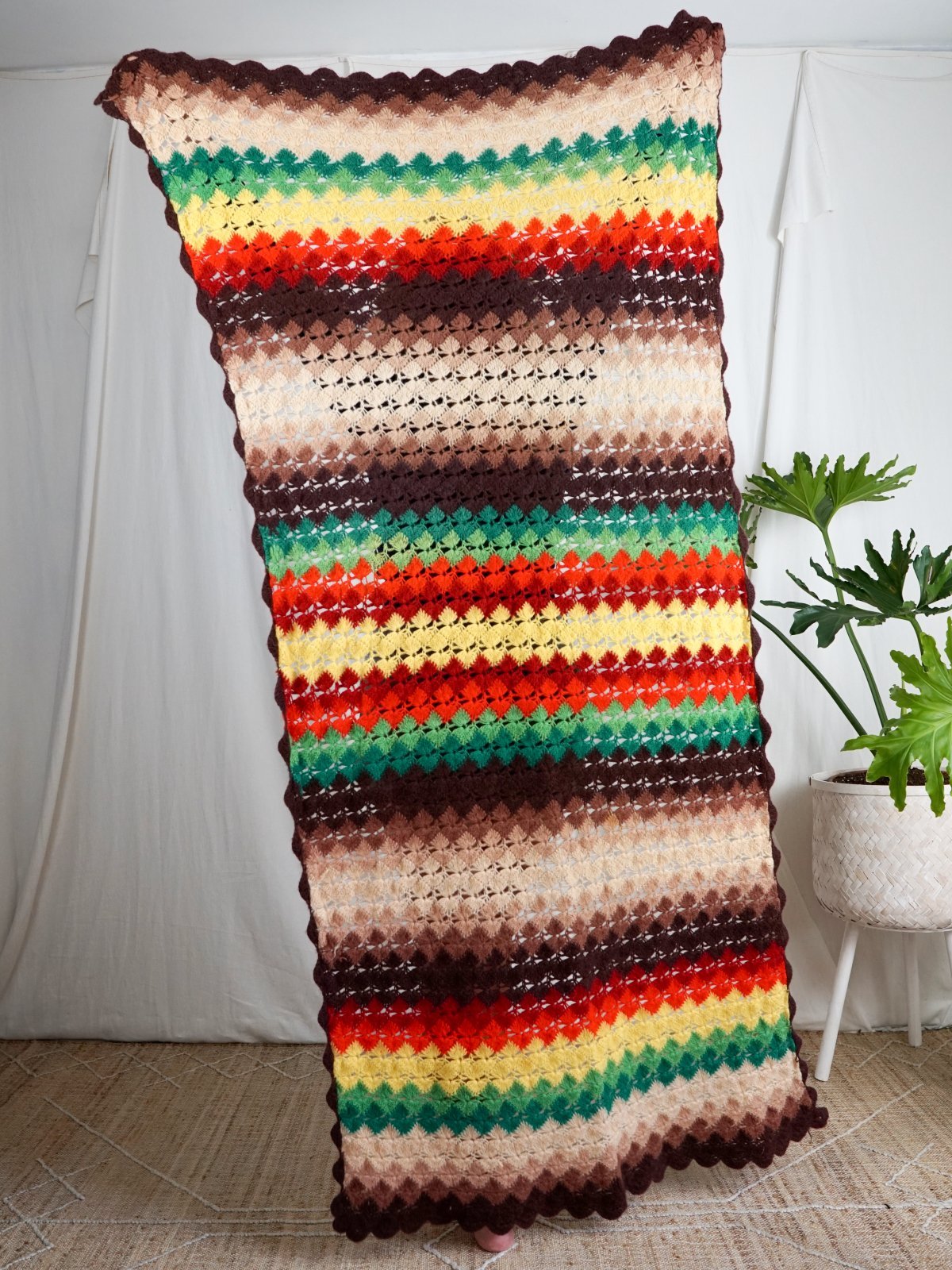 Vintage Wool Crochet Rainbow Blanket-closiTherapi | vinTage