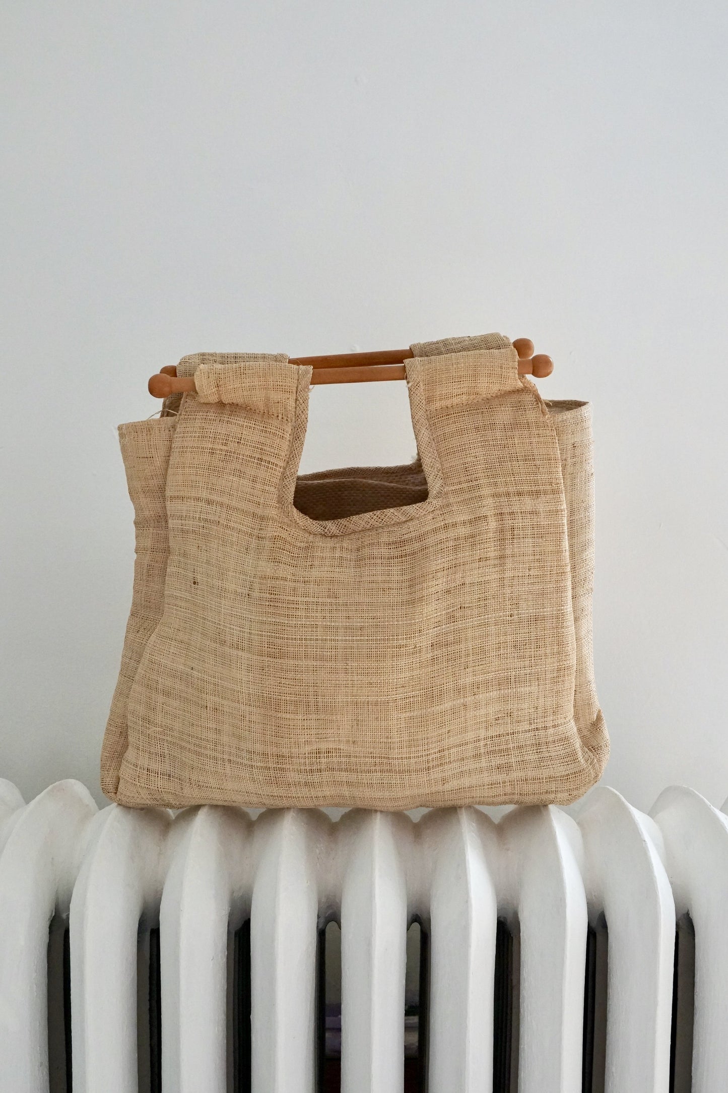 Vintage Woven Straw Floral Tote-closiTherapi | vinTage