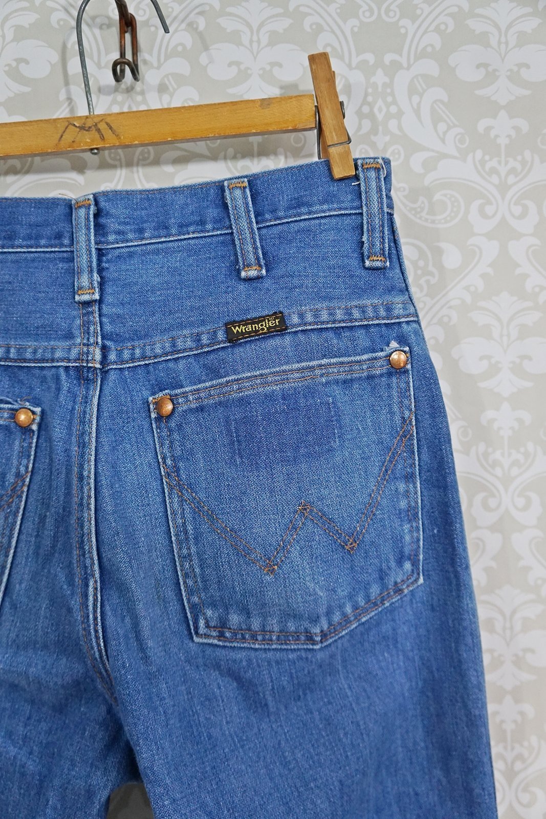 Vintage Wrangler Jeans - 28" Waist-closiTherapi | vinTage