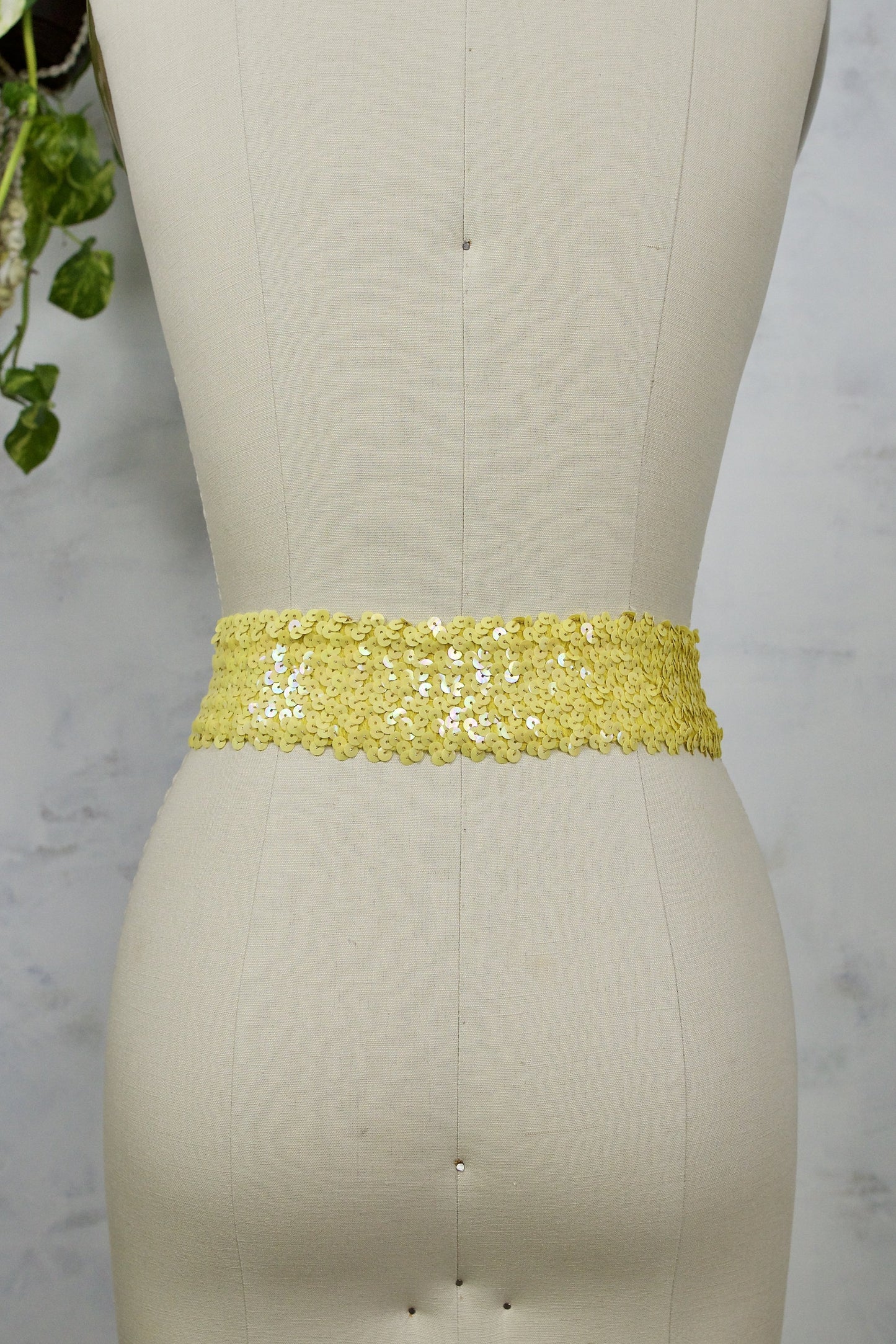 Vintage Yellow Sequin Stretch Disco Belt-closiTherapi | vinTage