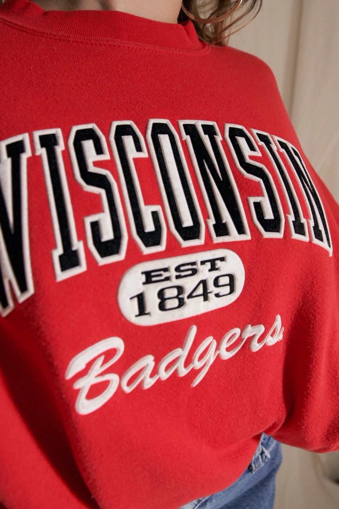 Wisconsin Badgers Sweatshirt-closiTherapi | vinTage